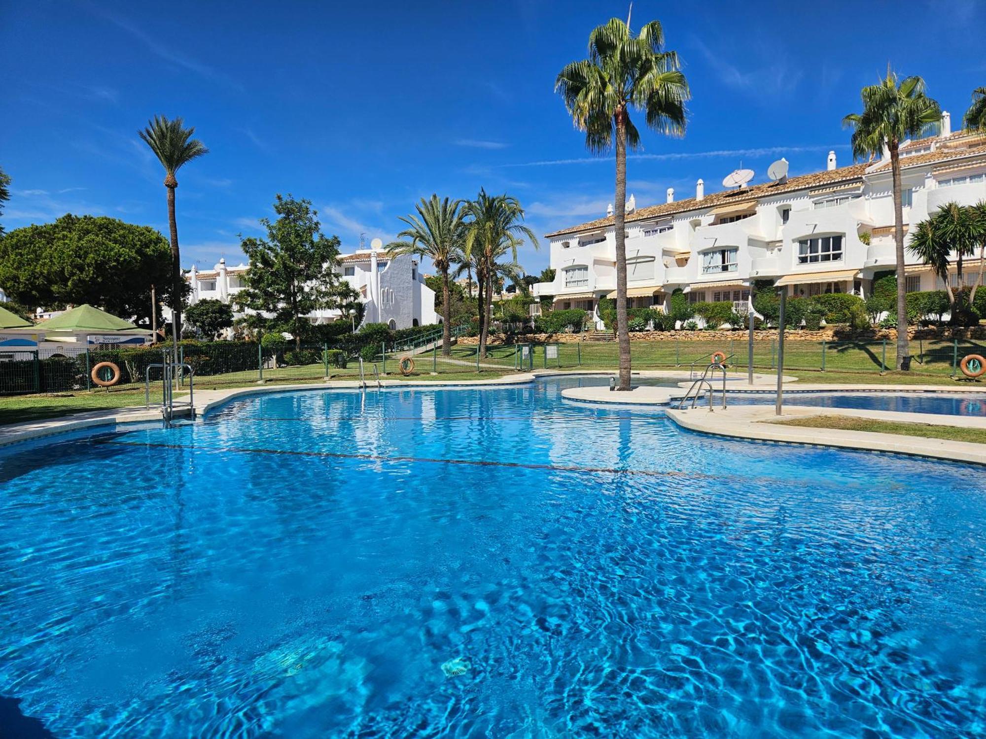 One Bedroom Apartment In Jardines De Calahonda MIJAS COSTA Exterior foto